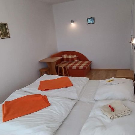 Hannah - Relax Dom Pod Orechom - 2I Rodinne Studio So Zdielanou Kuchynou Trávnica Εξωτερικό φωτογραφία